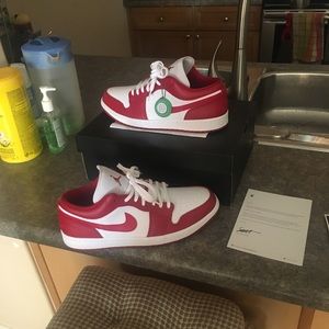 Air Jordan 1 low gym red